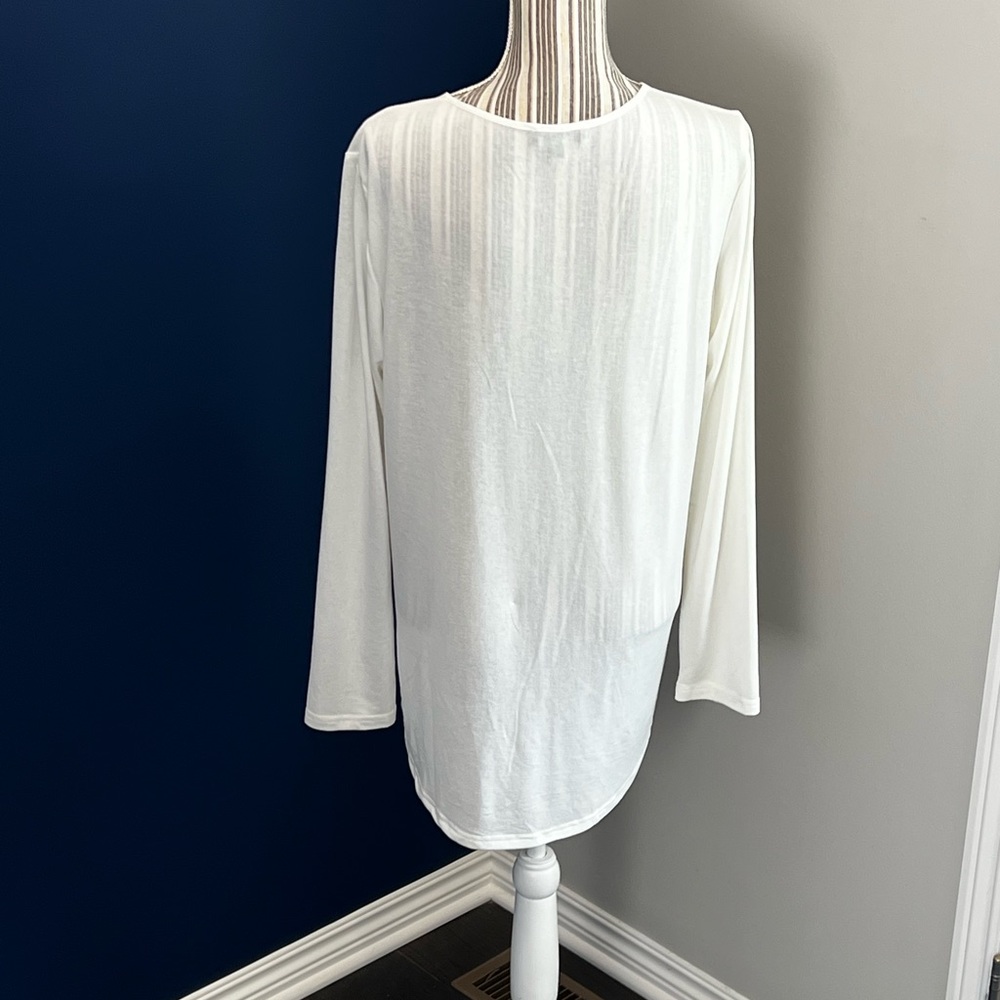 Very J Long Sleeve Top - Large - Picture 3 of 6